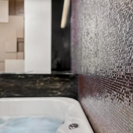 Secret Lounge - Cozy With Sauna And Jacuzzi Vilnius