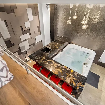 Secret Lounge - Cozy With Sauna And Jacuzzi Apartment *
