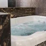 Secret Lounge - Cozy With Sauna And Jacuzzi *