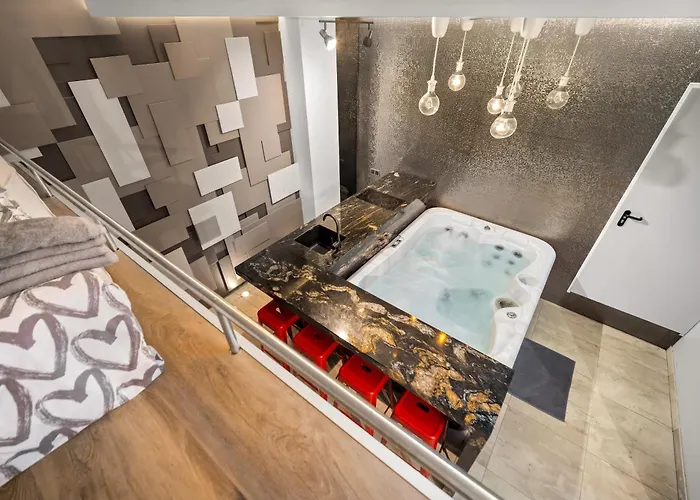 Secret Lounge - Cozy With Sauna And Jacuzzi Appartement *