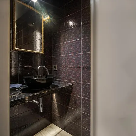 Secret Lounge - Cozy With Sauna And Jacuzzi Lejlighed Vilnius