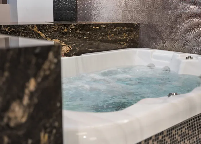 Secret Lounge - Cozy With Sauna And Jacuzzi *